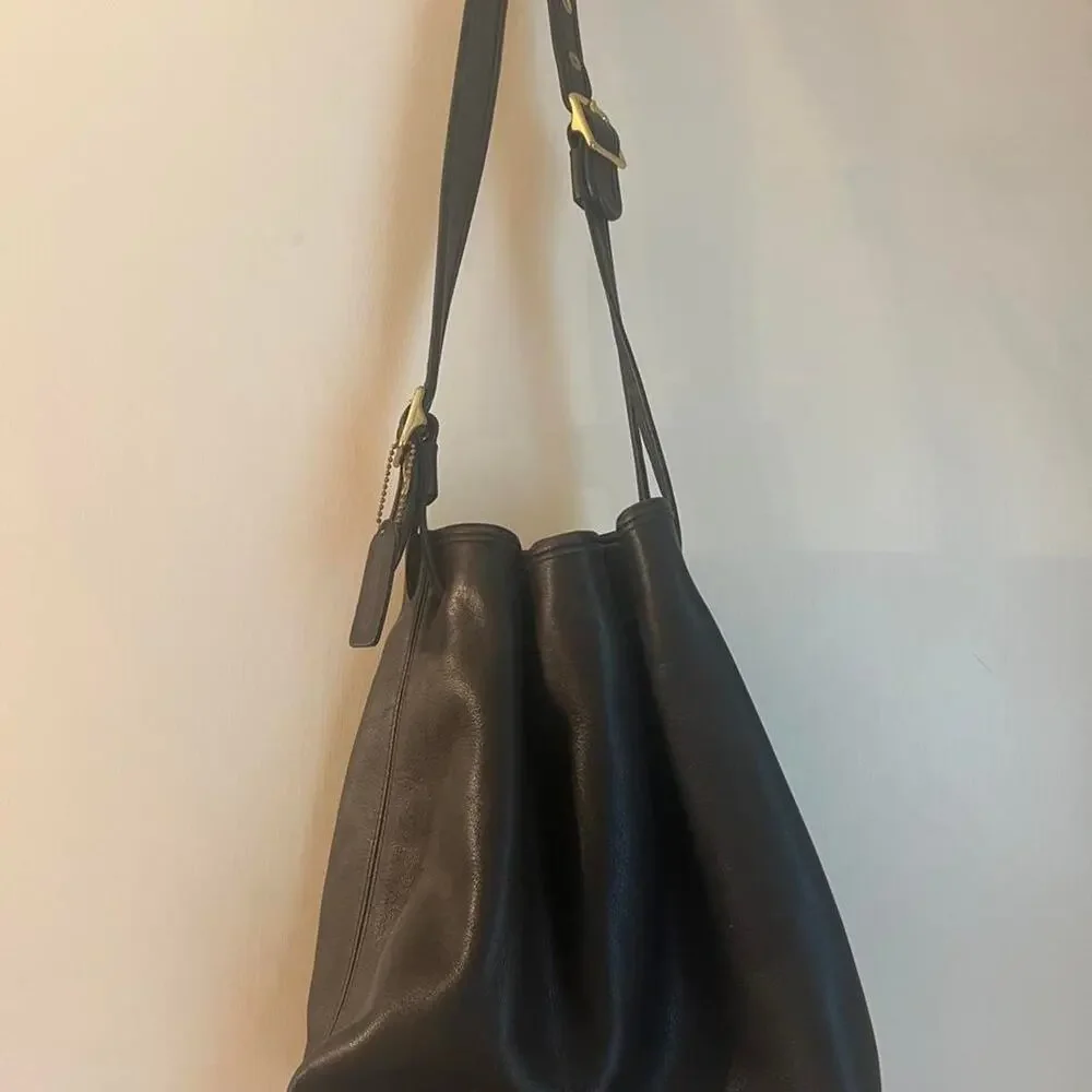 Vintage black leather coach no
